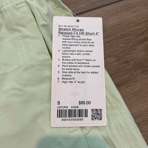 NWT Stretch Woven Relaxed-Fit HR Short, Size S - Picture 7 of 7